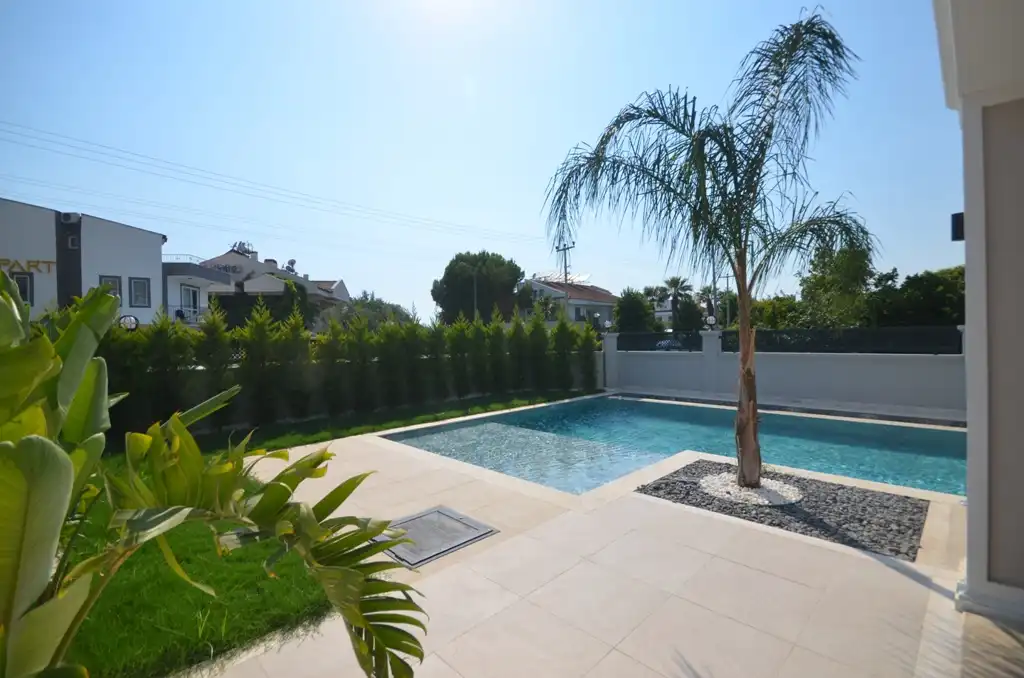 Изображение Стильная новая вилла 4+1 с бассейном в Фетхие